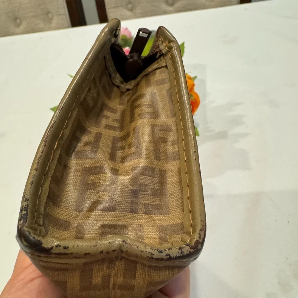 Authentic Fendi vintage pouch - Picture 3 of 10